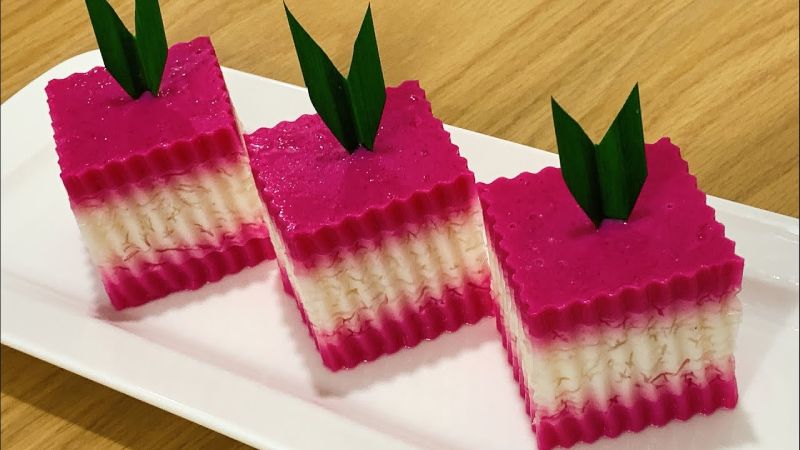 Thành quả rau câu dừa thanh long đỏ hấp dẫn