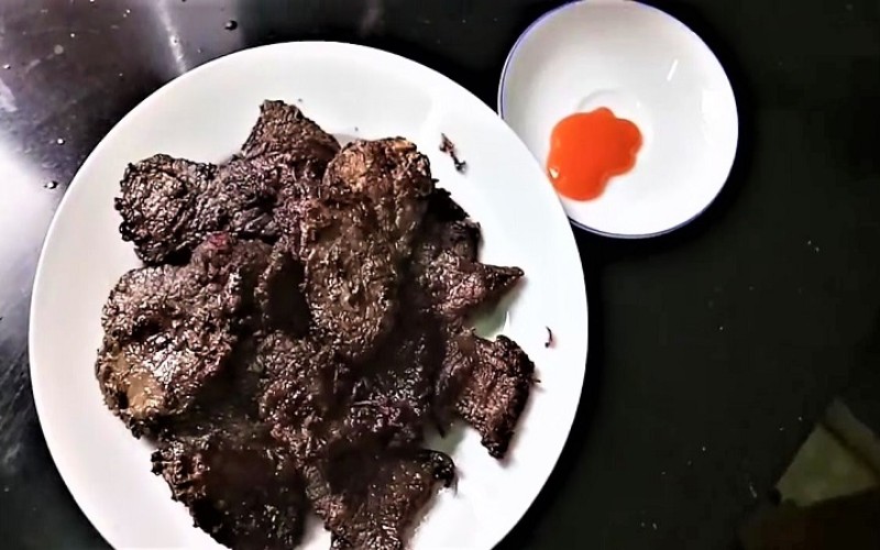 Thành phẩm món thịt bò rán Tây Bắc thơm ngon