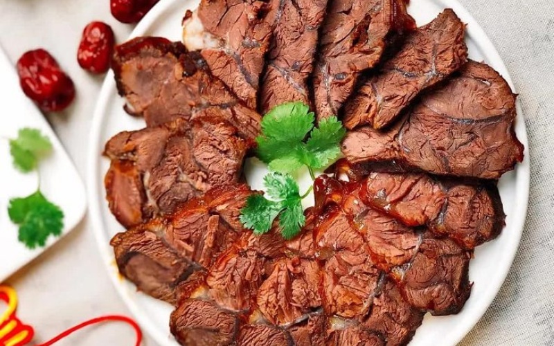 Thành phẩm món bắp bò kho tàu mềm ngon