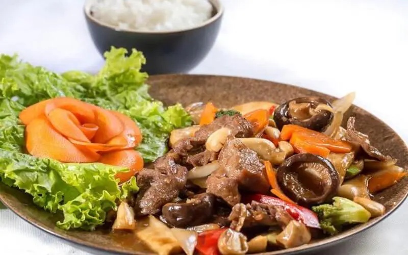 Hướng dẫn 7 cách làm thịt bò xào nấm thơm ngon