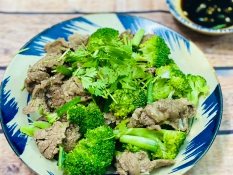 Thành phẩm món thịt bò xào súp lơ thơm ngon