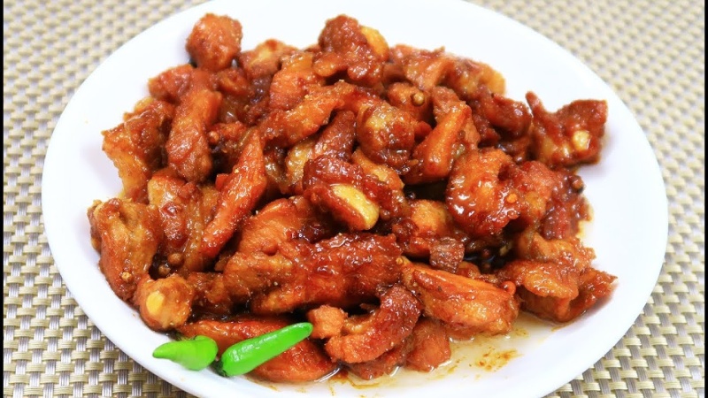 Thịt đùi heo kho thơm ngon