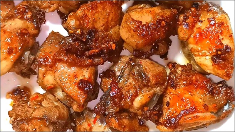 Gà chiên ngũ vị đậm vị