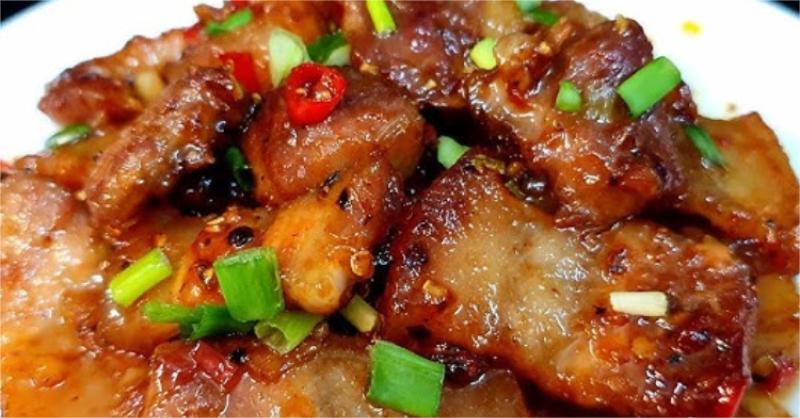 Thịt heo chiên giòn sốt me chua ngọt, hao cơm