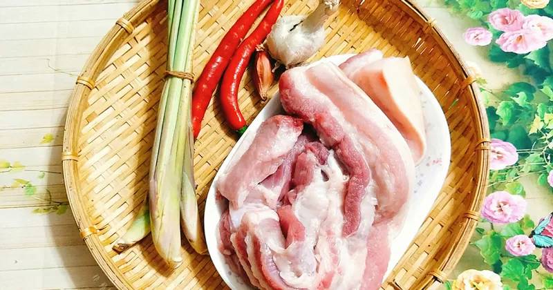 Bí quyết lựa chọn nguyên liệu làm thịt heo hấp sả và bia