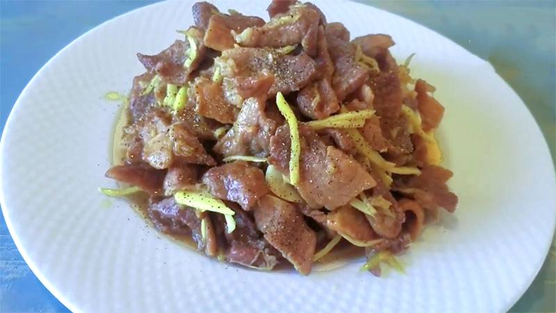 Khám phá cách làm thịt heo kho gừng
