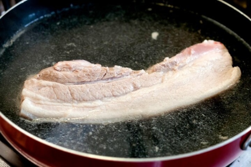 Thịt heo luộc chín