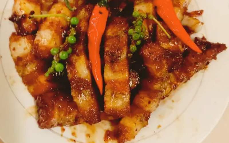 Thành phẩm thịt ba chỉ heo kho tiêu thơm ngon