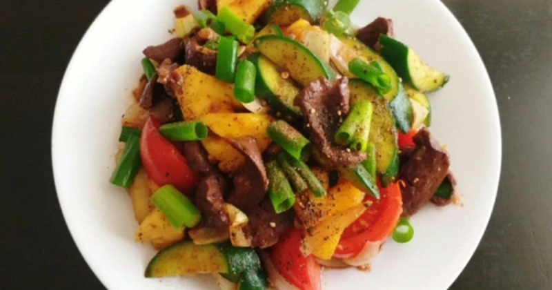 Khám phá cách làm tim bò xào dứa