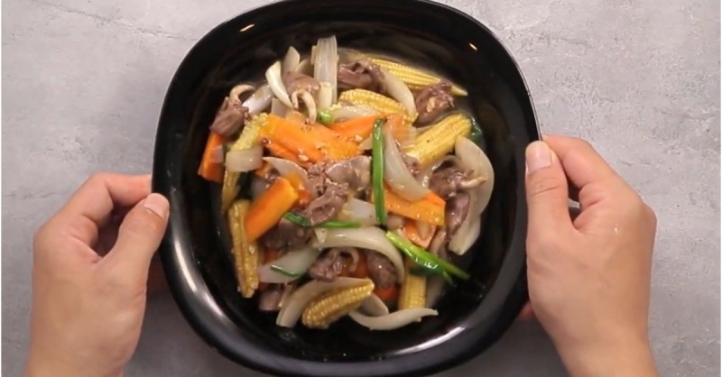 Đĩa tim gà xào rau củ