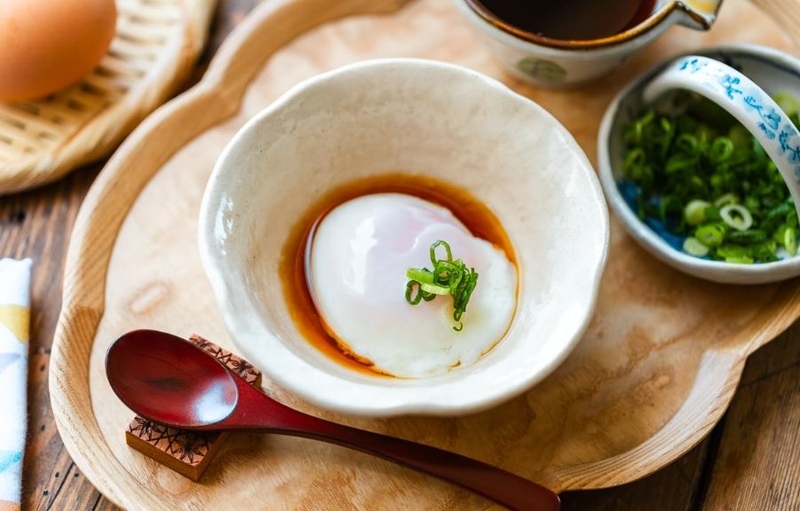 Thành phẩm trứng Onsen Tamago chan nước sốt