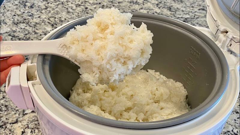 Tiến hành công đoạn nấu xôi