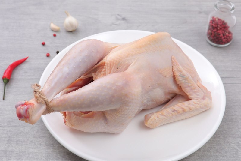Mẹo chọn gà ngon để luộc