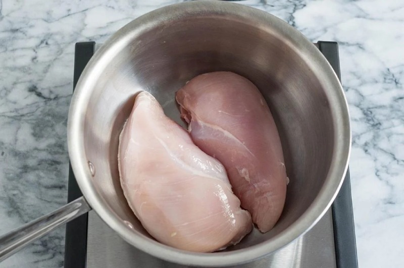Hướng dẫn luộc ức gà