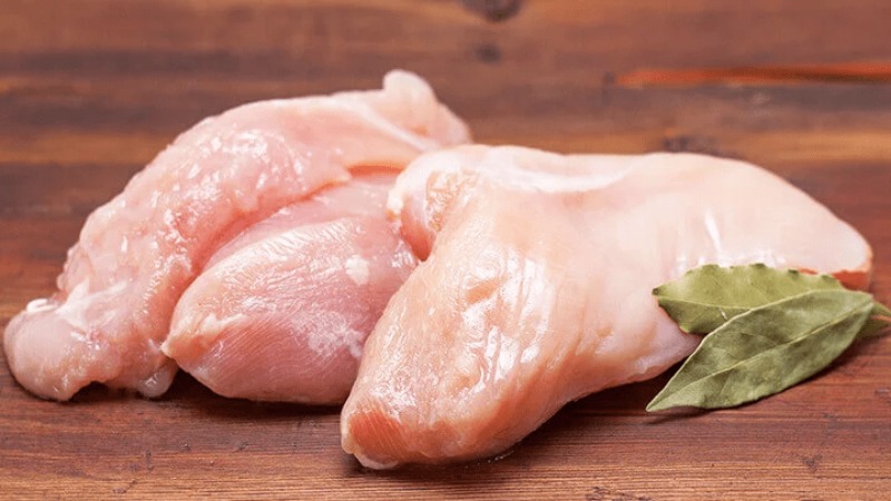  Sơ chế và chuẩn bị ướp ức gà