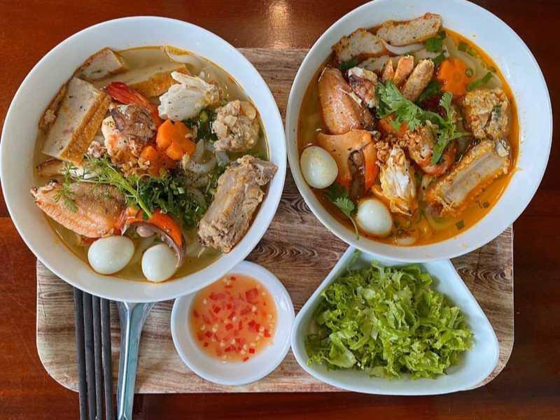 Những chú ý khi chế biến bánh canh cua giò heo