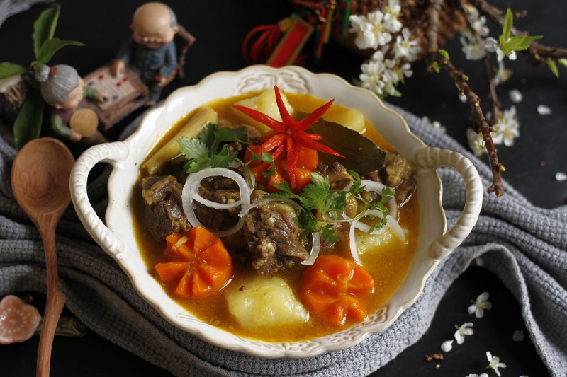 Thành phẩm Cà ri bò nấu rượu vang đỏ