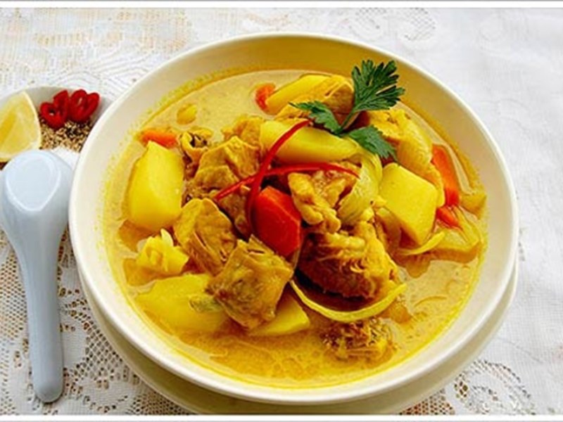Những lưu ý khi nấu cà ri gà nước cốt dừa