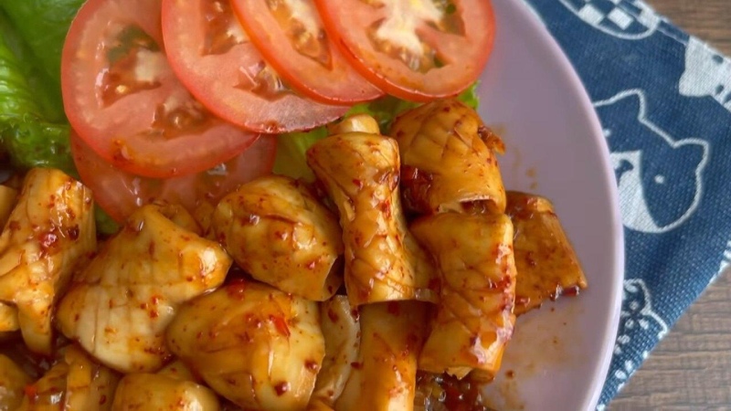 Món nấm đùi gà cuộn sốt hương