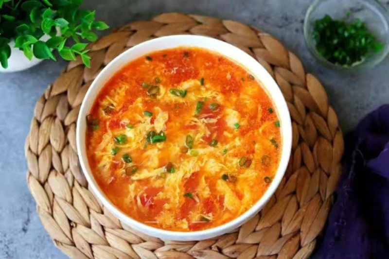 Tô canh mây được nấu bằng nồi cơm điện