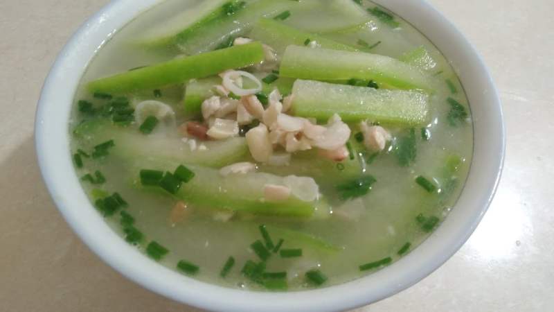Món canh bí đao đậu phộng thanh đạm, tươi mát