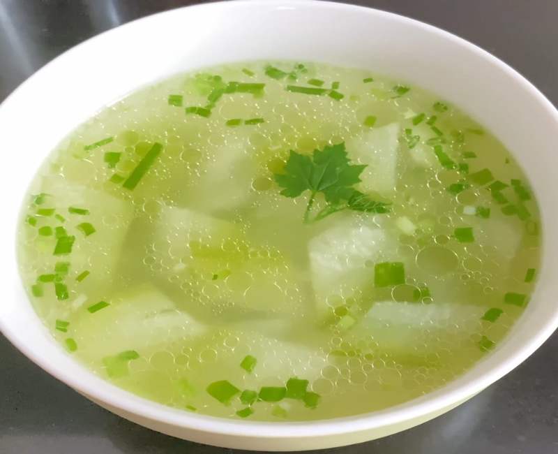 Hoàn thành canh bí đao chay thanh đạm