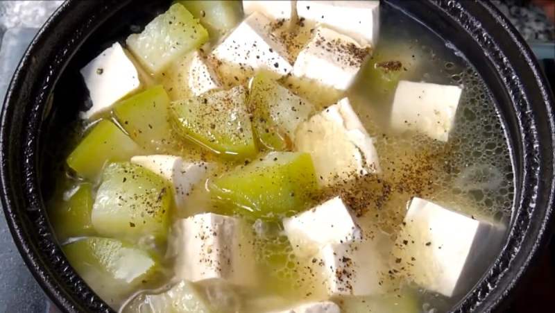 Canh bí đao chay đậu hũ khi hoàn thành