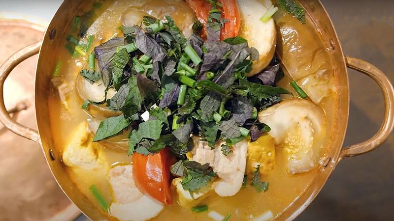 Khám phá cách nấu canh cà tím xương heo