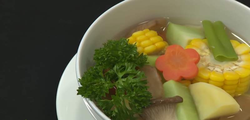 Thành phẩm món canh chay thập cẩm thanh đạm dịu nhẹ