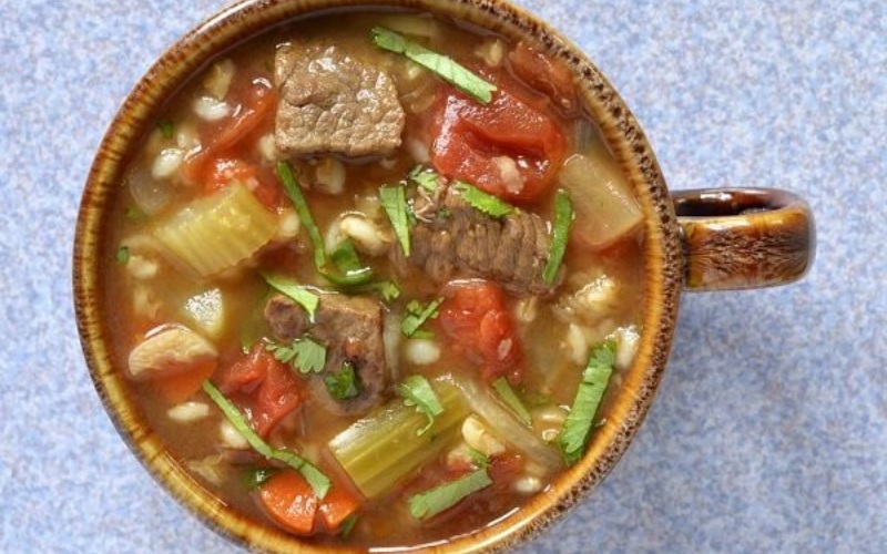 Thành phẩm món canh thịt bò cà chua