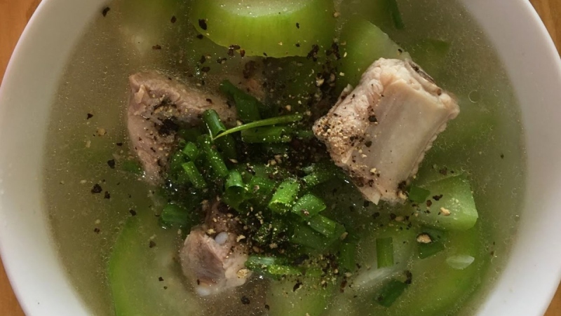 Món canh bí đao hầm xương