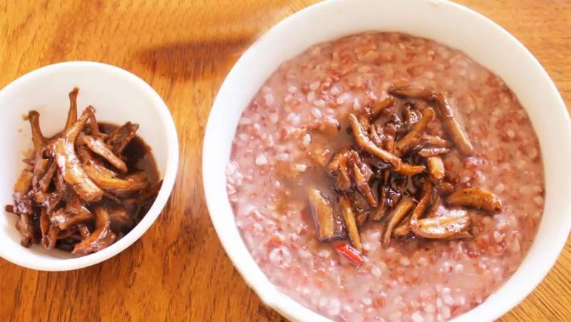 Cháo gạo lứt chay vừa ngon vừa bổ dưỡng