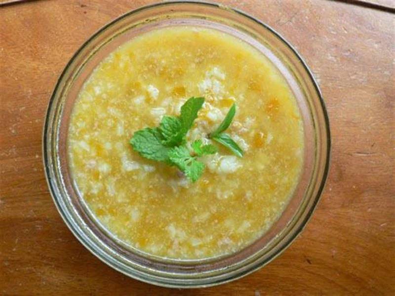 Thành phẩm món cháo óc heo bí đỏ bổ dưỡng