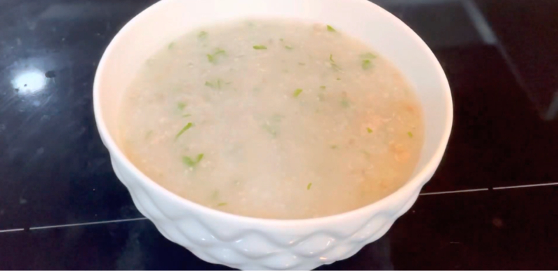 cháo trứng gà với thịt bò, nấm hương thanh đạm