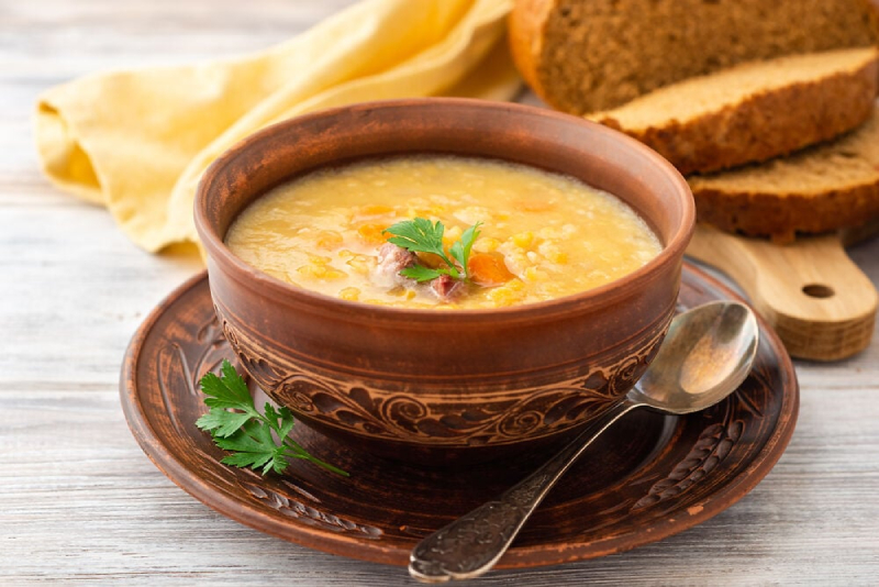 Cháo trứng gà với hạt sen, cà rốt bổ dưỡng, dễ ăn