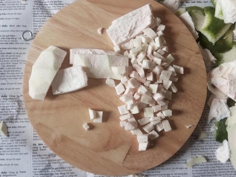 Cùi bưởi nấu chè