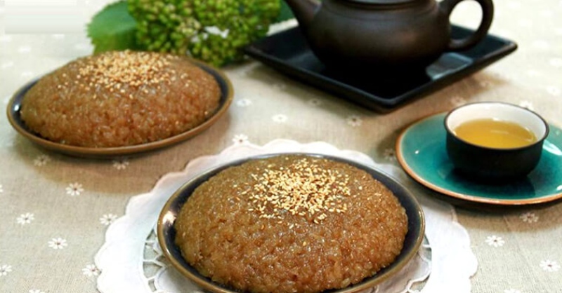 Chè con ong nấu bằng đường