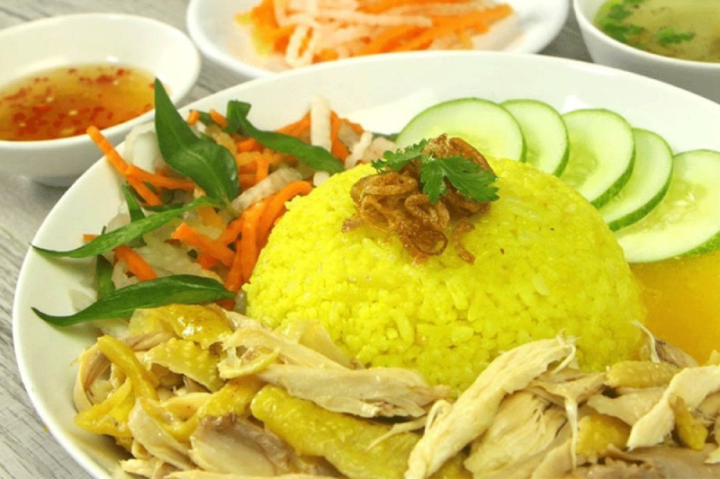 Thành phẩm cơm gà Phú Yên ngon chuẩn vị 