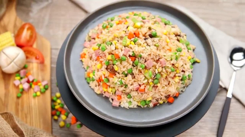 Món cơm trộn thập cẩm