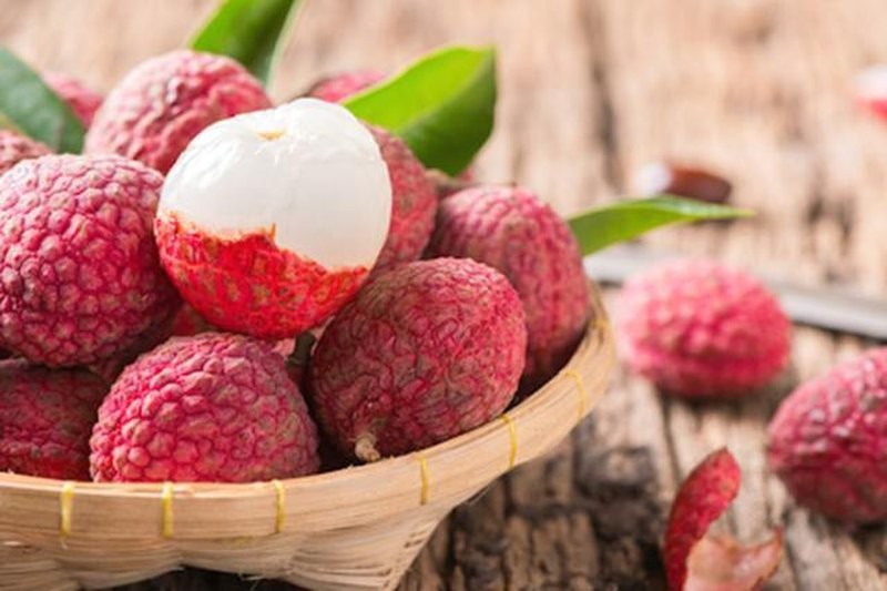 hướng dẫn chọn quả vải ngon