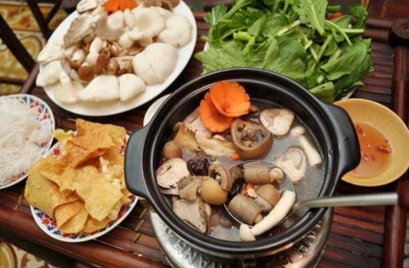 Thành phẩm món lẩu đuôi bò hầm thuốc bắc bằng nồi áp suất