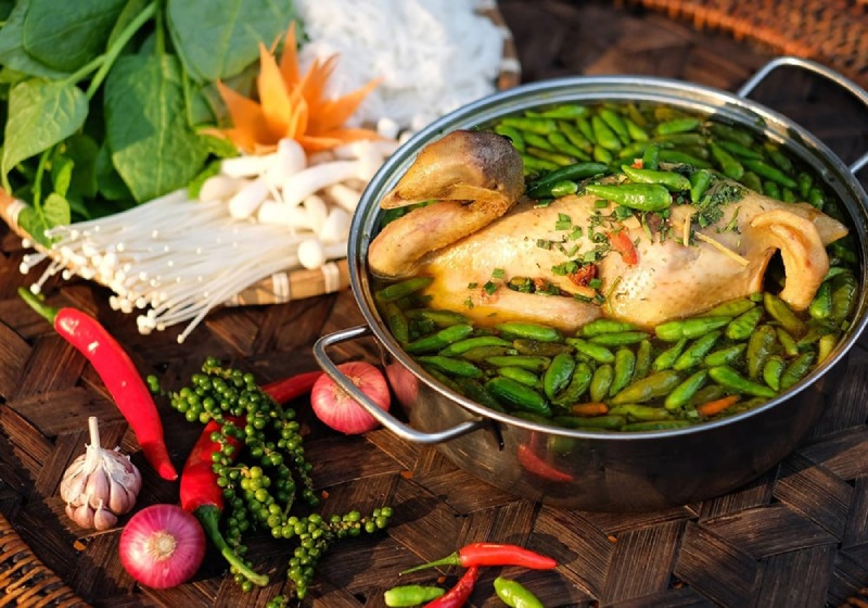 hướng dẫn cách nấu lẩu gà ớt hiểm chuẩn vị tại nhà