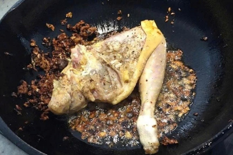 chiên gà đến khi vàng đều