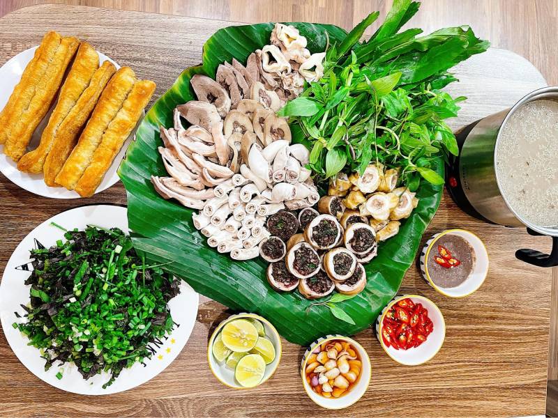 Khám phá cách nấu lẩu lòng heo thơm ngon