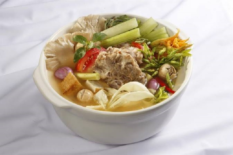 Thành phẩm lẩu xí quách heo chua cay