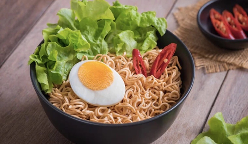 Tô mì ngon, hấp dẫn nấu bằng nồi cơm điện