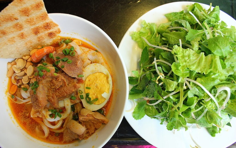 Thành phẩm món mì quảng bò chuẩn vị miền Trung
