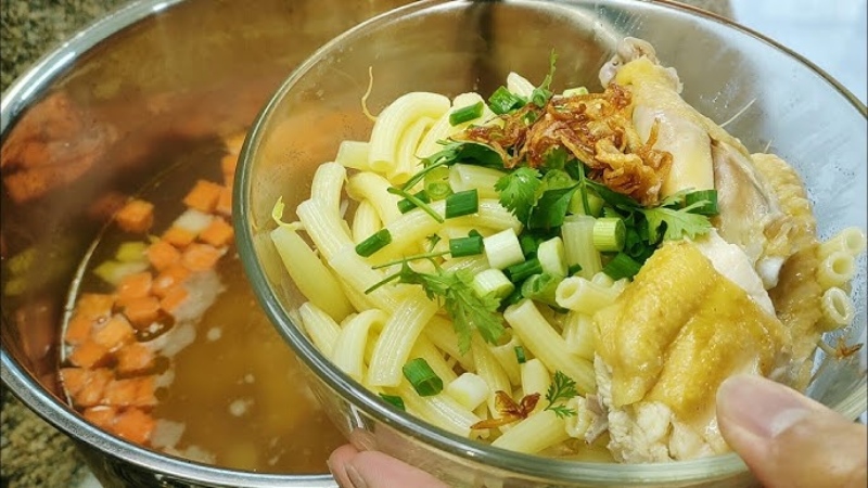hoàn thành nui rau củ thanh đạm thơm ngon