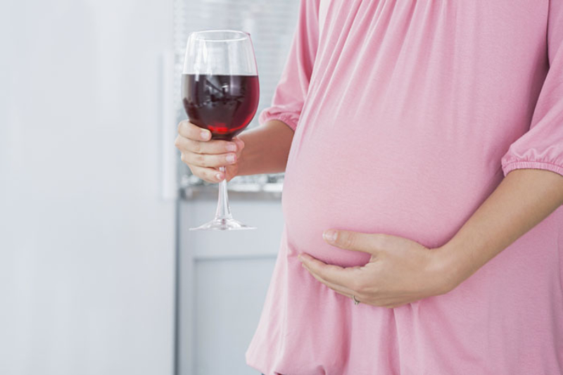 Bà bầu nên hạn chế nước sâm mát