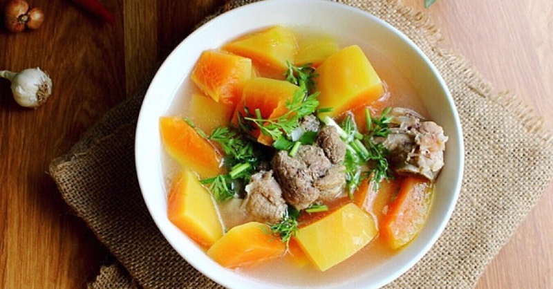 Món sườn heo và sườn bò hầm đu đủ